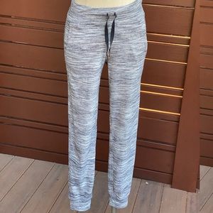Like New! Lululemon Ready to Rulu jogger size 4